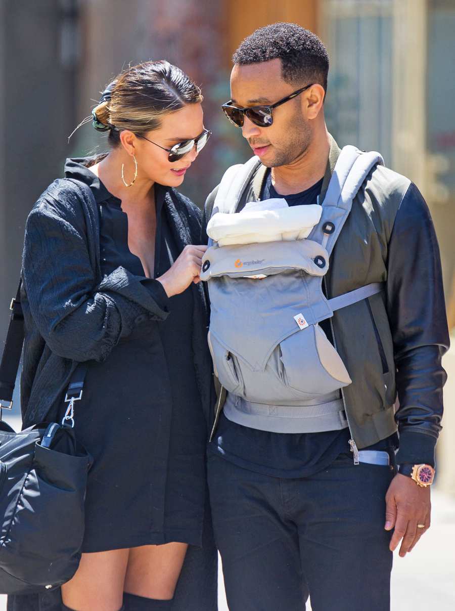 09 chrissy teigen john legend 797fd146 f9a3 4aa5 aaae 4f4be38fd5af