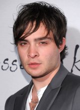 1251298509_ed_westwick_290x402