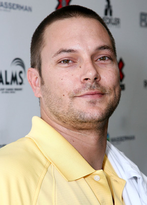 1251312486_kevin_federline_290x402