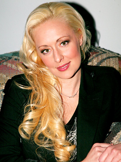 1365553211_162662291_mindy mccready