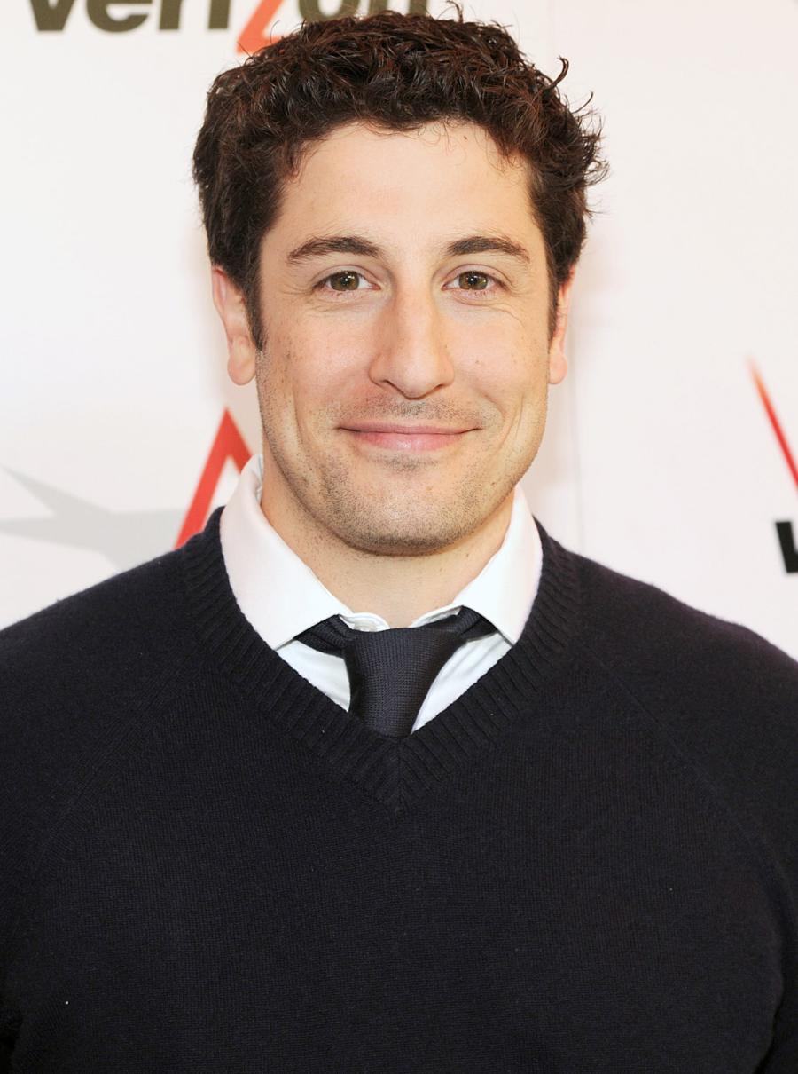 1394470712_jason biggs zoom