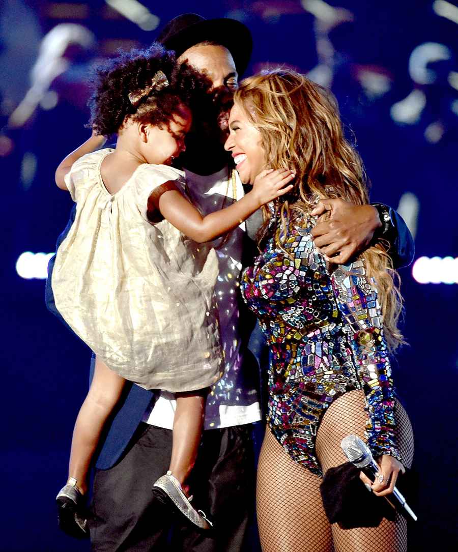 1408977896_blue ivy beyonce zoom