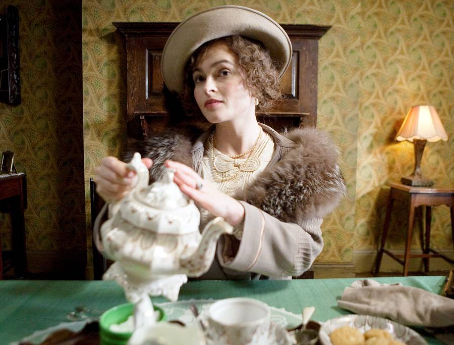 1424375849_helena bonham carter the kings speech zoom