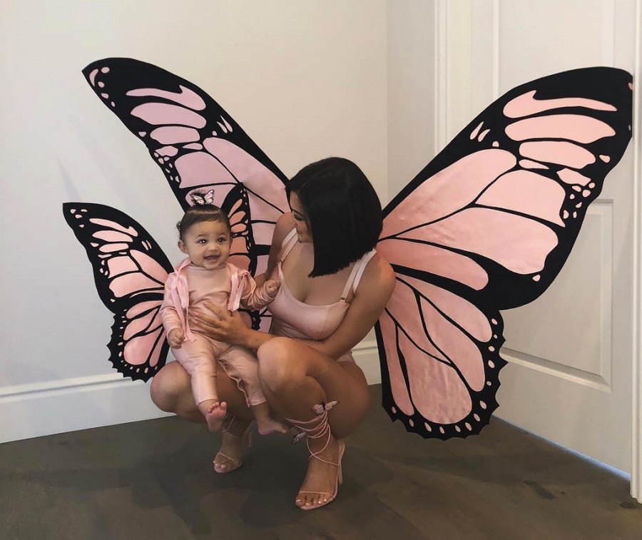 kylie-jenner-stormi-halloween-costume