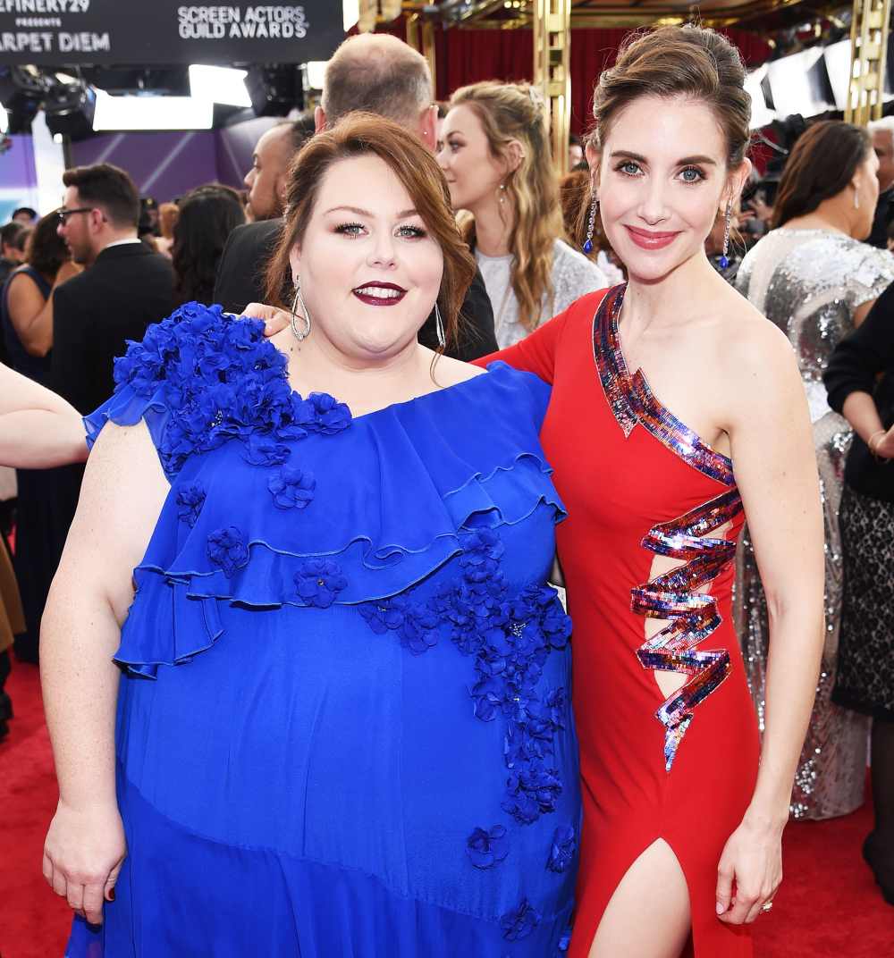 Chrissy Metz Alison Brie Friends Hot Mic Confusion Golden Globes 2019 SAGs 2018