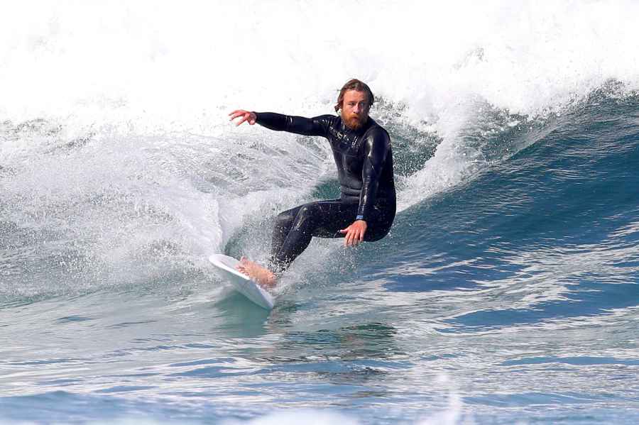 Simon-Baker-surfing