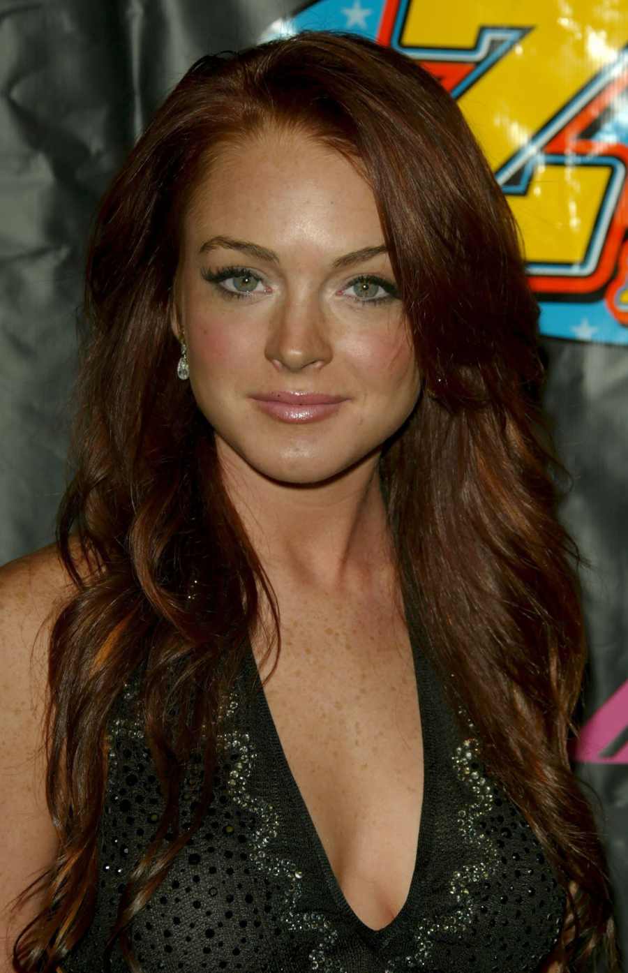 Lindsay Lohan’s Crazy Hair Evolution: From Bleach Blonde to Rich Reds 2004