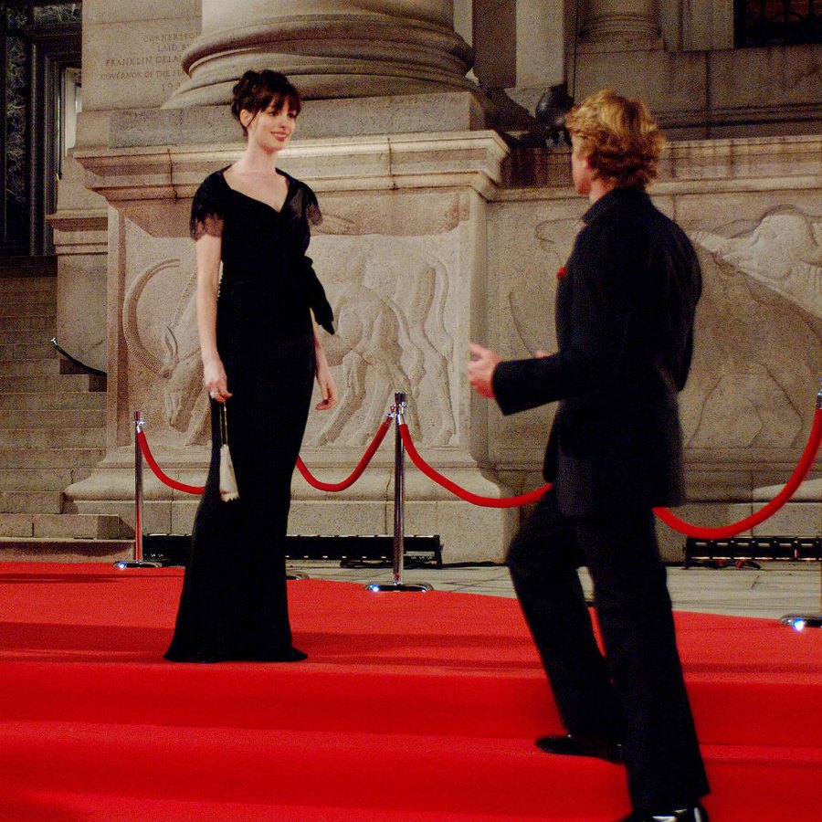 10 Outfits From 'The Devil Wears Prada' That We Would Still Rock Today