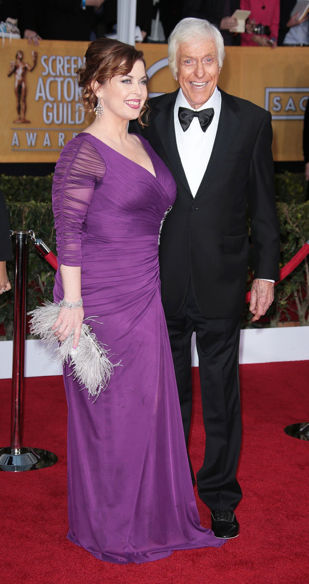 Dick Van Dyke, 87, Kisses Wife, 41, at 2013 SAG Awards: Picture