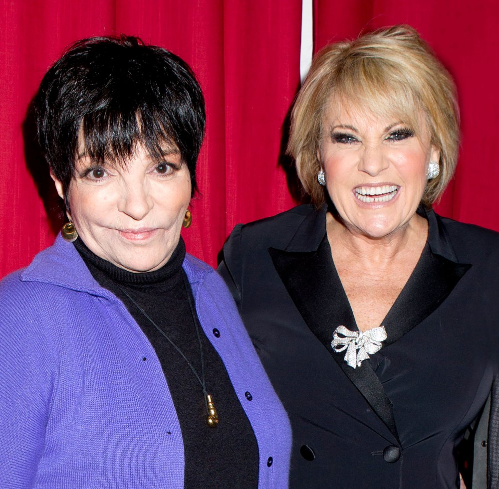 Liza Minnelli Breaks Wrist, Still Performs With Sister Lorna Luft for NYC Benefit