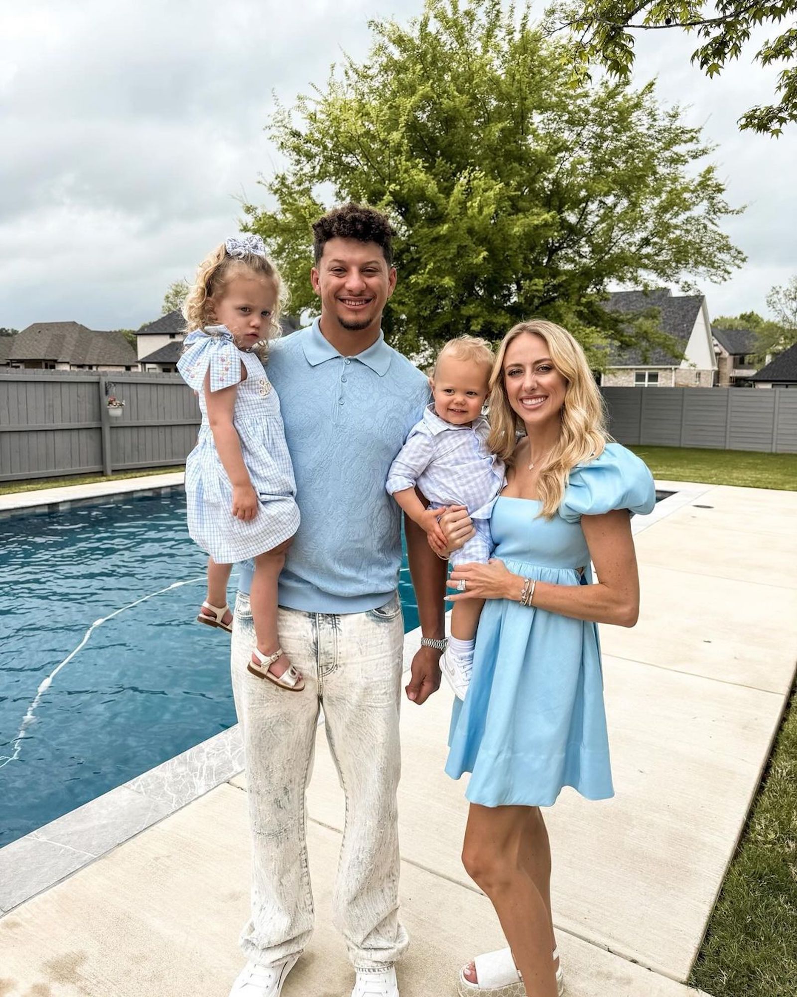 Patrick, Brittany Mahomes Wear Coordinating Blue Easter Outfits With 2 Kids