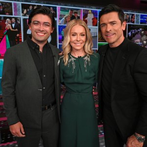 Kelly-Ripa-and-Mark-Consuelos-With-Michael-181168_LB3_9169