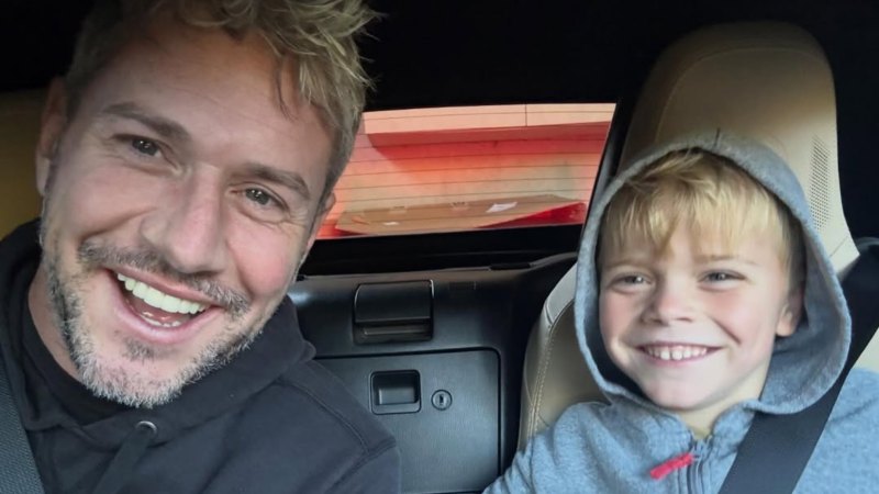 Ant Anstead Surprises GF Renee Zellweger With Sweet Mothers Day Card From His Son Hudson