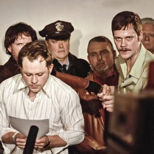 Dacre Montgomery and Bill Skarsgard in Dead Man's Wire