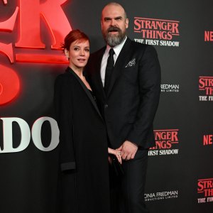 David-Harbour-and-Lily-Allen-GettyImages-1848352930