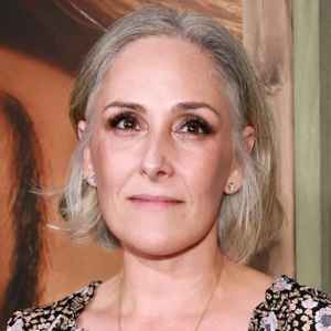 Ricki Lake Shares Unseen Before-and-After Pictures of Her Facelift