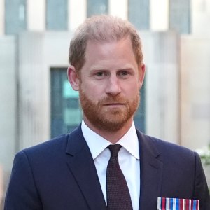 Prince Harry Claims Buckingham Palace Withdrew Invitation to Stay