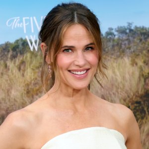 LOS ANGELES, CALIFORNIA - JULY 08: Jennifer Garner attends the Los Angeles Photo Call for Peacock's "The Five Star Weekend" at Billy Wilder Theater at The Hammer Museum on July 08, 2026 in Los Angeles, California. (Photo by Kevin Winter/Getty Images)