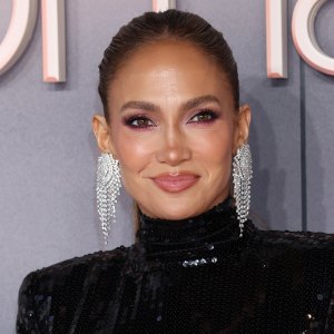 LONDON, ENGLAND - JUNE 03: Jennifer Lopez attends the "Office Romance" UK premiere at BFI Southbank on June 03, 2026 in London, England. (Photo by Neil Mockford/Getty Images)