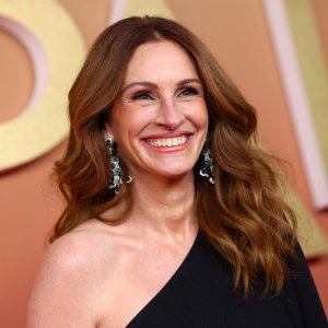 Julia Roberts arrives at the 50th Cesar Film Awards at L'Olympia on February 28, 2025 in Paris, France.