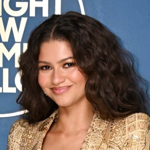 meghan-markle-zendaya-highlighter