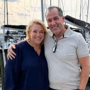 Feature Janelle Brown Says New Boyfriend Pete Spoils Me
