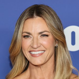 erin-andrews-julia-roberts-rugby-shirt-look-for-less