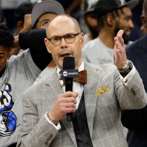 Ernie-Johnson-GettyImages-2155365028
