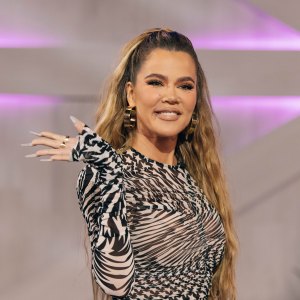 THE KELLY CLARKSON SHOW -- Episode J041 -- Pictured: Khloé Kardashian