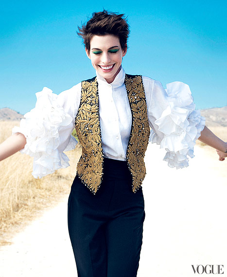 Anne Hathaway Vogue