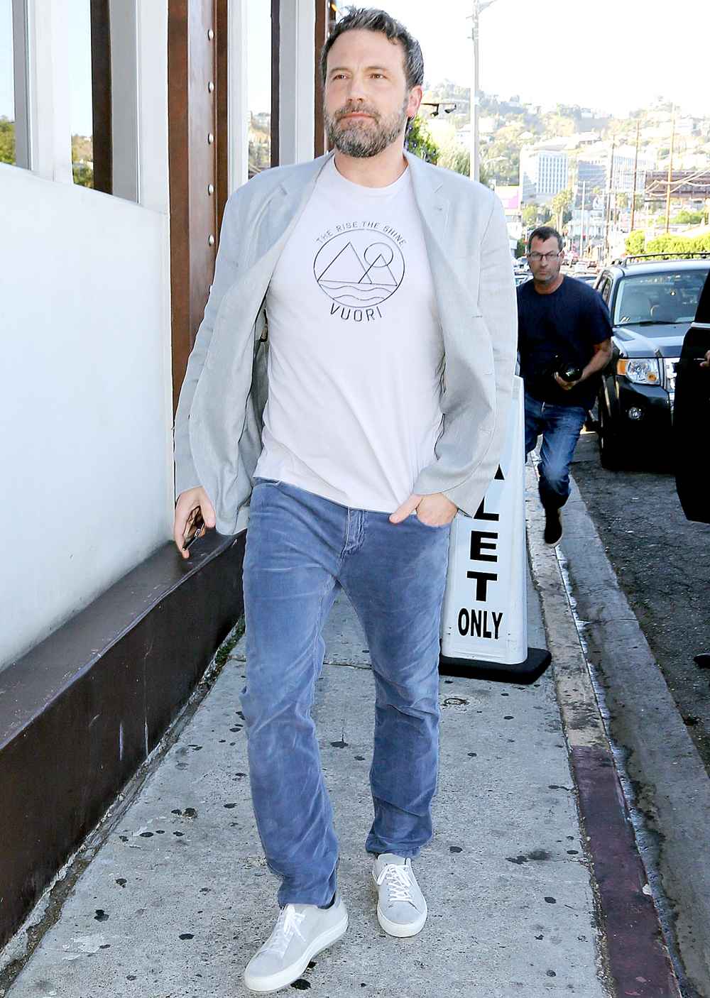 Ben Affleck celebrates his 45th birthday at Barton G. The Restaurant with his kids.
