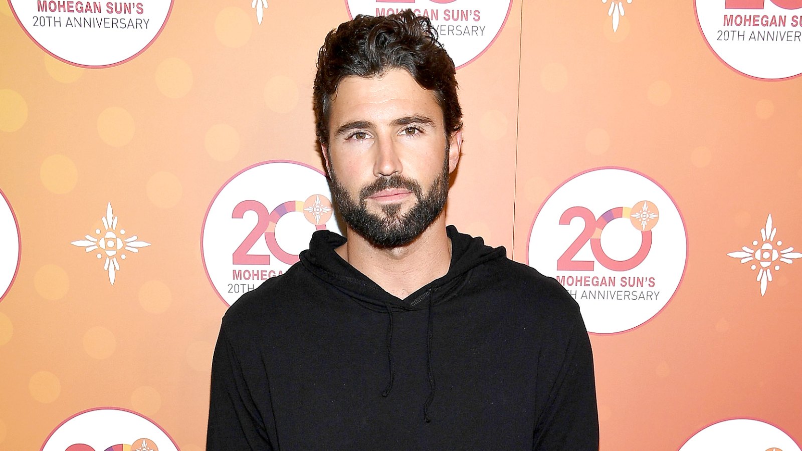 Brody Jenner walks the red carpet before the Ballroom After Party with Chrissy Teigen and LL Cool J for Mohegan Suns 20th Anniversary at Mohegan Sun on October 15, 2016 in Uncasville, Connecticut.