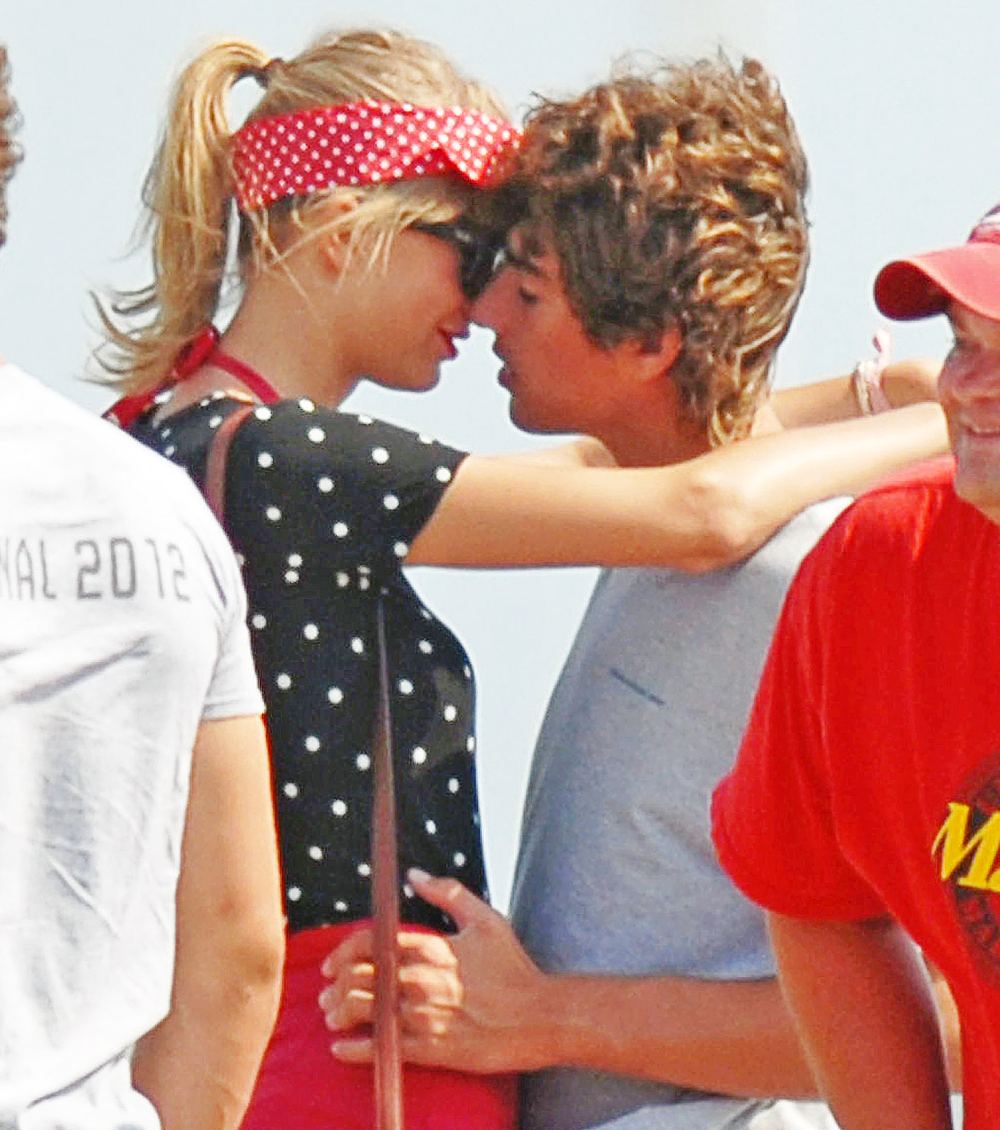 Taylor Swift Conor Kennedy kissing