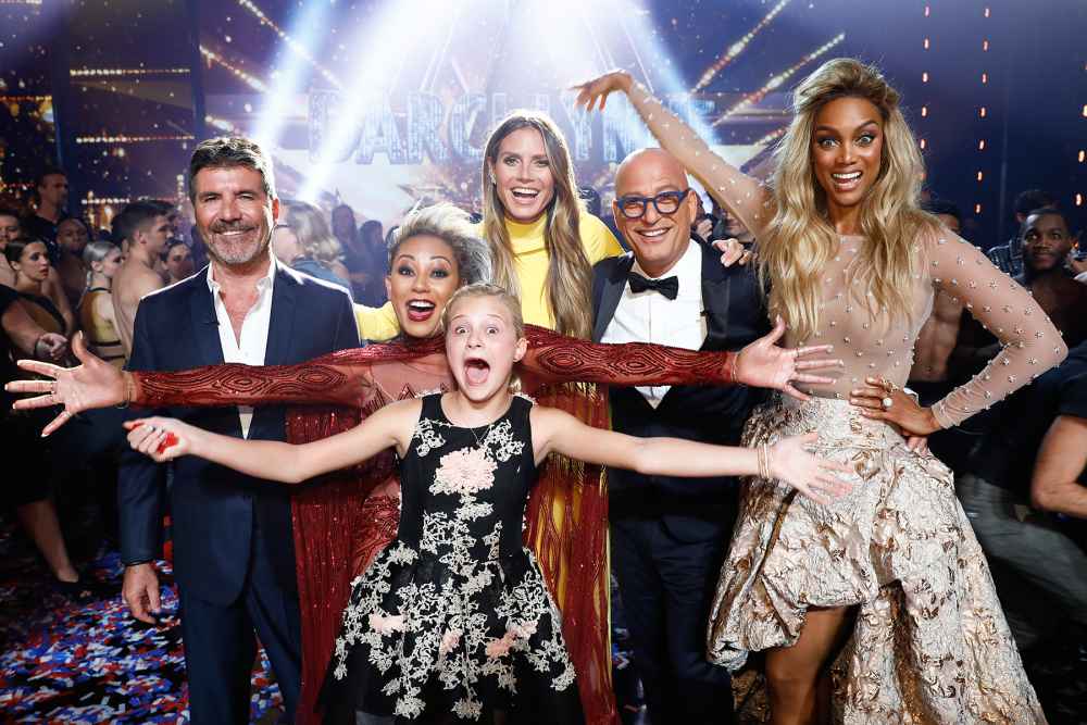 Simon Cowell, Mel B, Darci Lynne, Heidi Klum, Howie Mandell, Tyra Banks America's Got Talent AGT