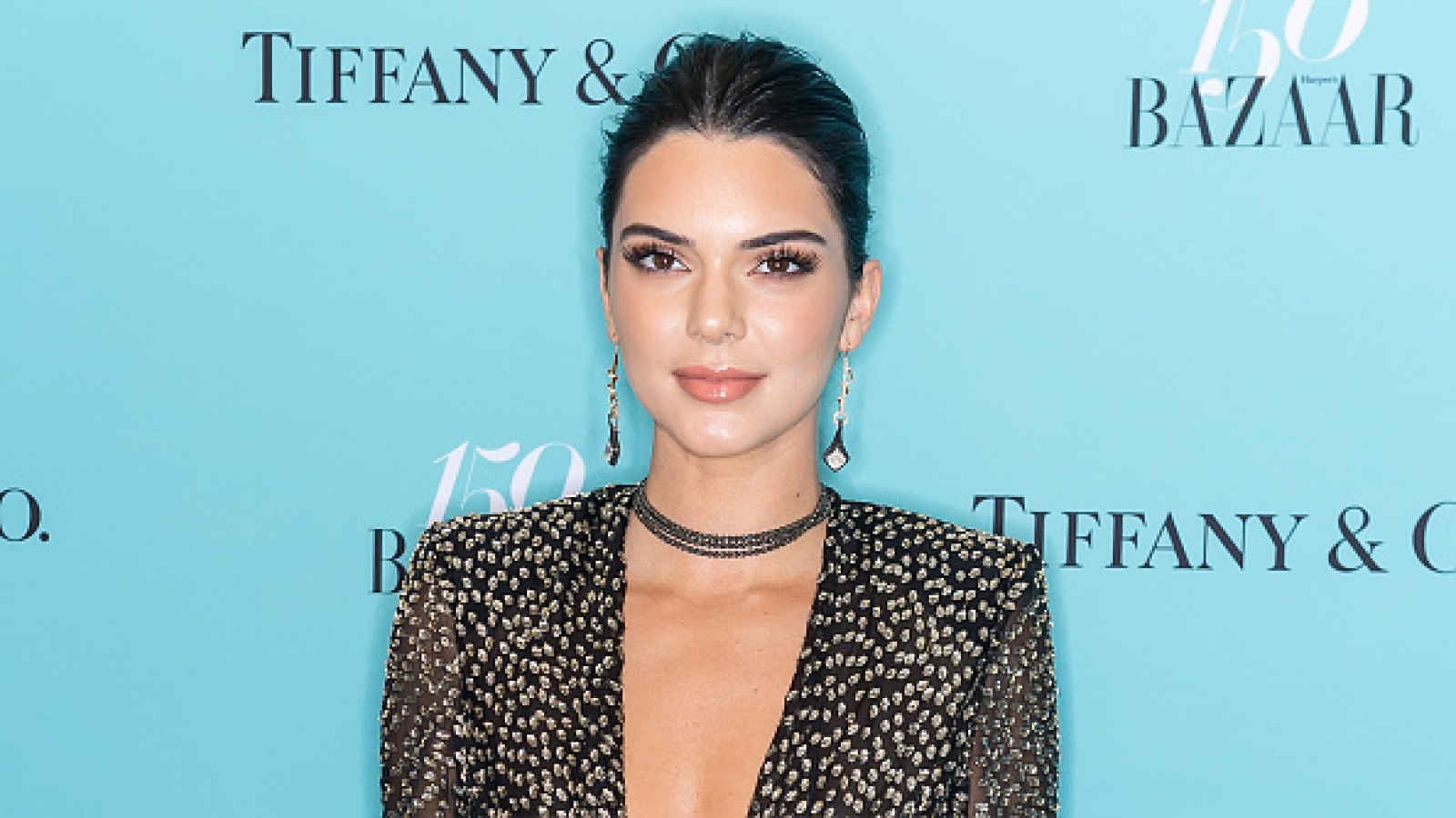 Kendall Jenner poses topless