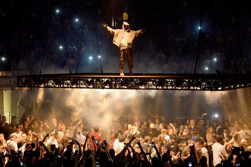 Kanye West performs during The Saint Pablo Tour at Madison Square Garden on September 5, 2016 in New York City.