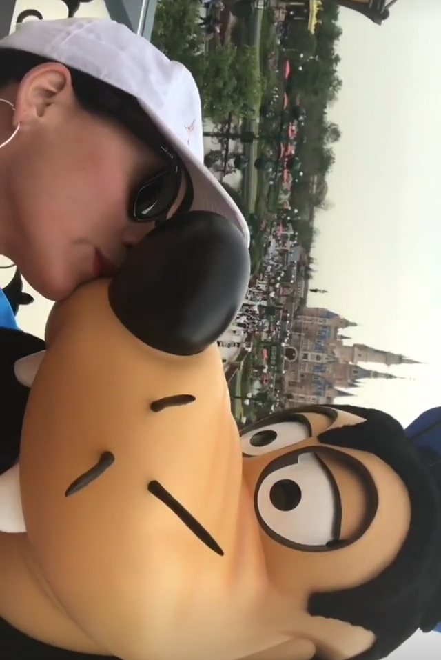 Katy Perry and Goofy