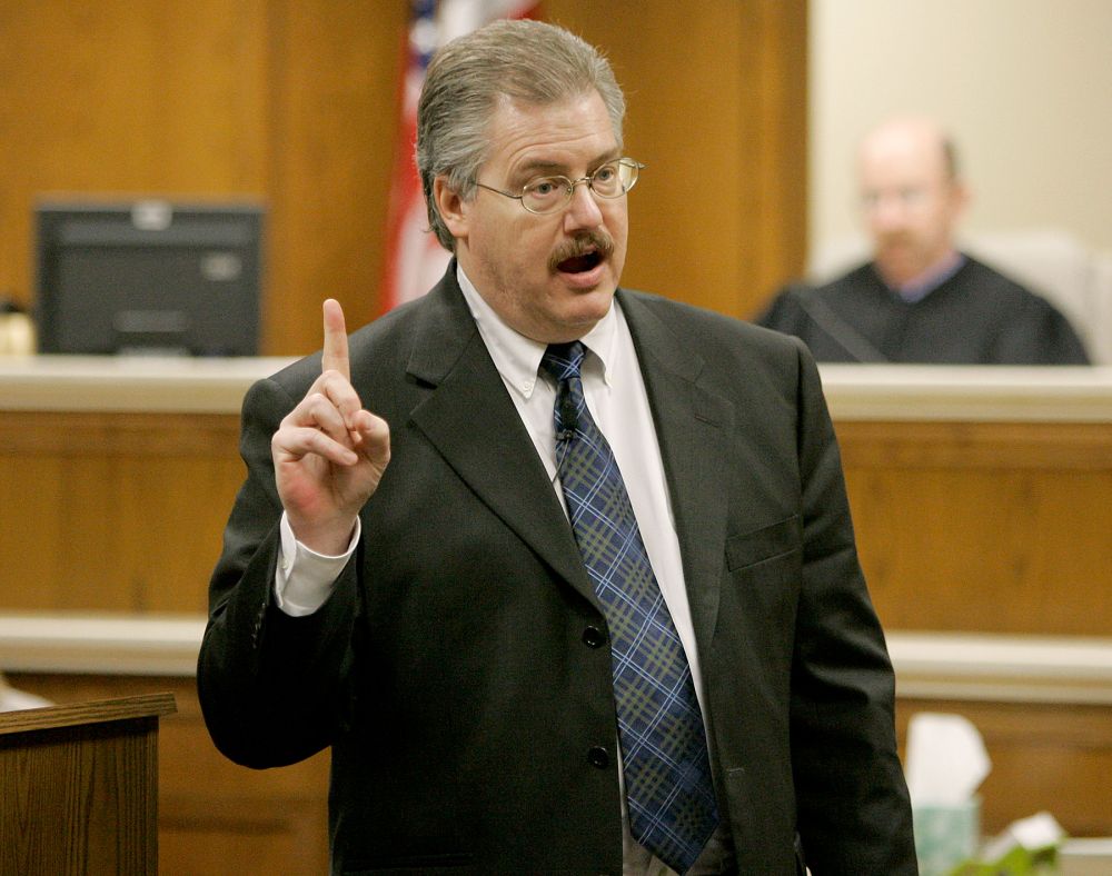 Ken Kratz gives his rebuttal argument in the trial of Steven Avery, Thursday, March 15, 2007 at the Calumet County Courthouse in Chilton, Wis.