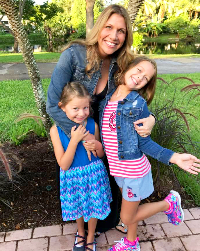 Kristen Hewitt and daughters