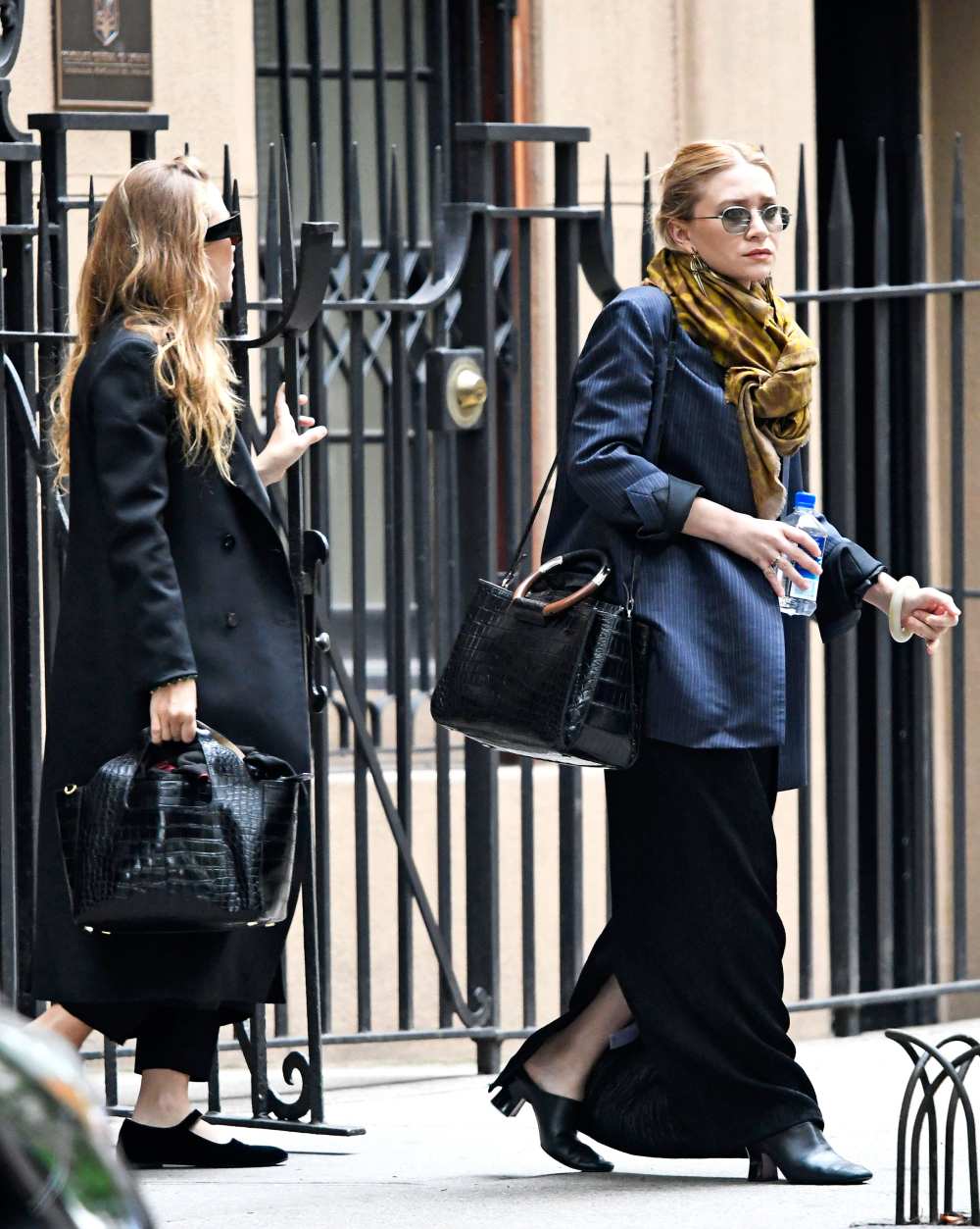 Mary-Kate and Ashley Olsen