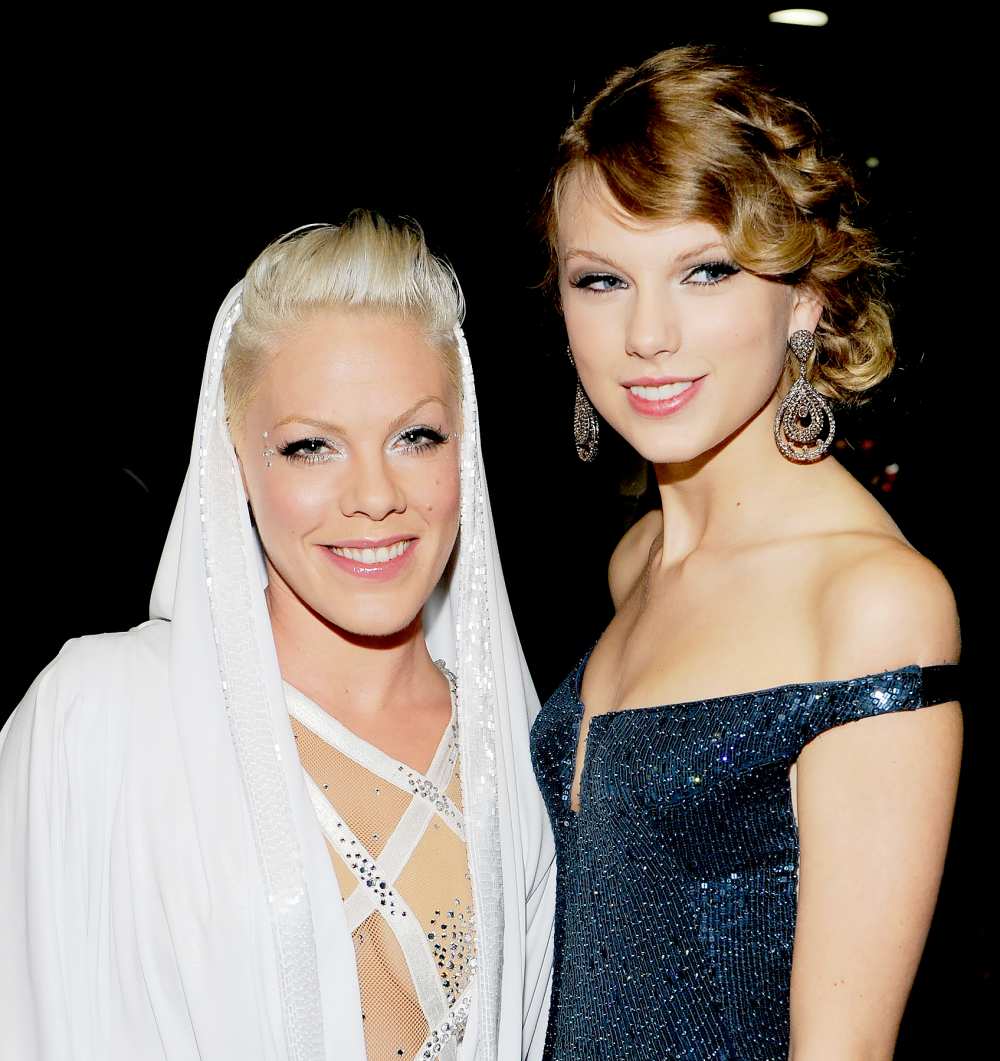 Pink and Taylor Swift backstage during the 52nd Annual GRAMMY Awards held at Staples Center on January 31, 2010 in Los Angeles, California.