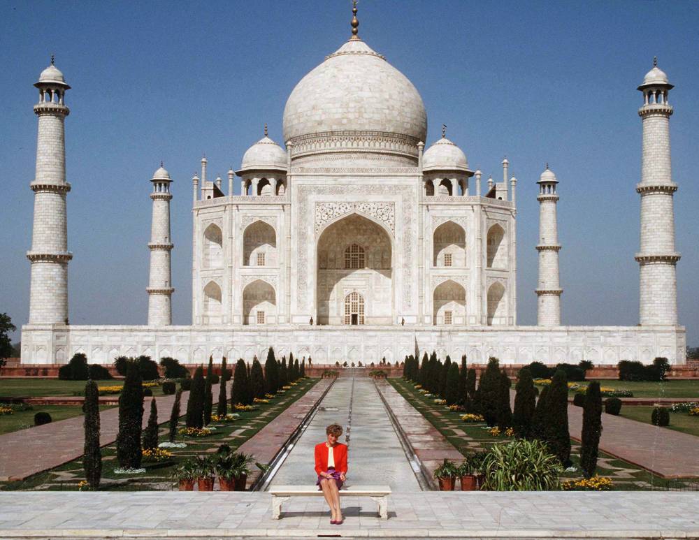 Princess Diana at the Taj Mahal