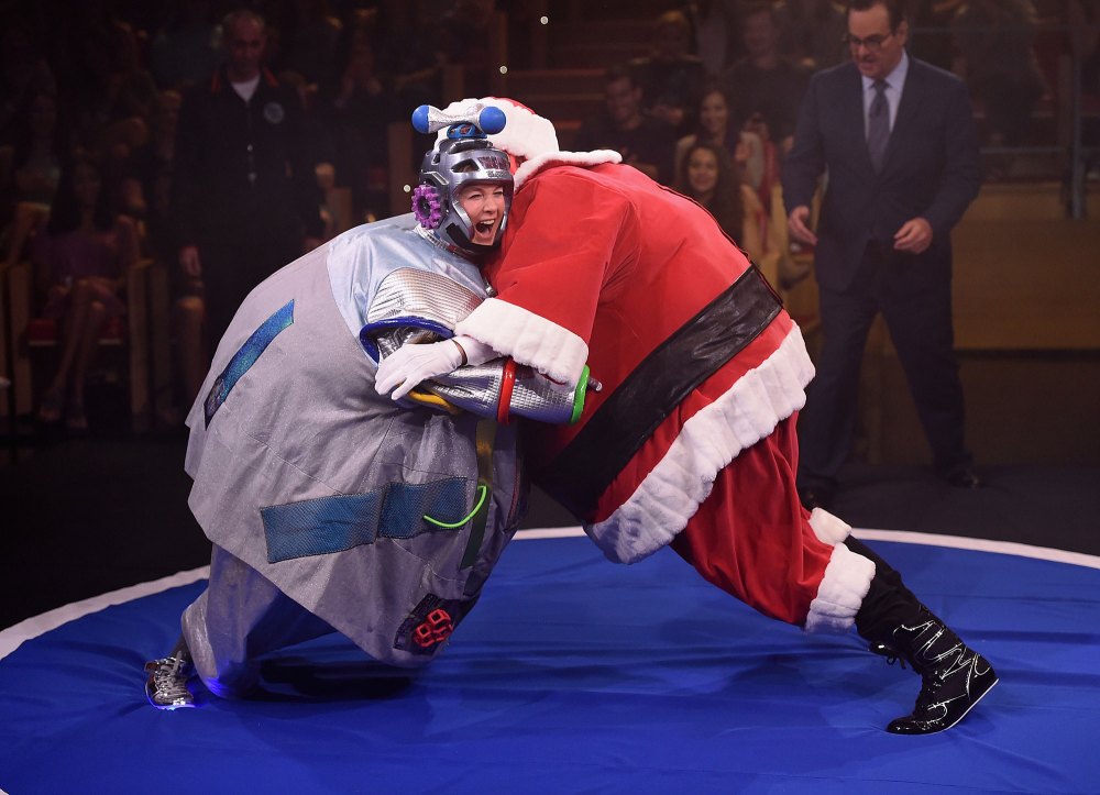 Renee Zellweger and Jimmy Fallon wrestle in inflatable suits