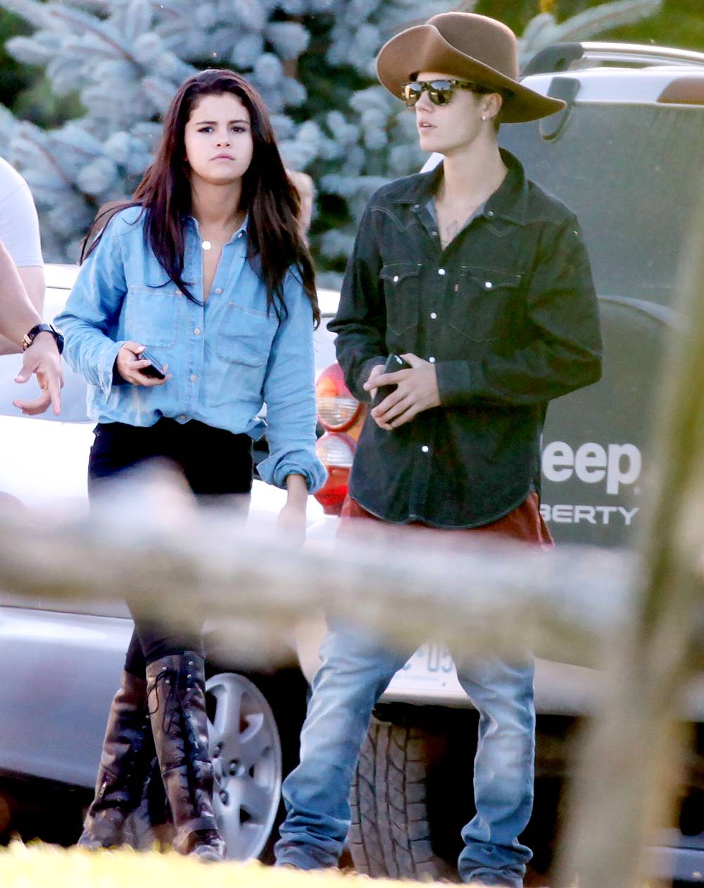 Selena Gomez joins Justin Bieber on a trip to Canada on Thursday August 28, 2014.