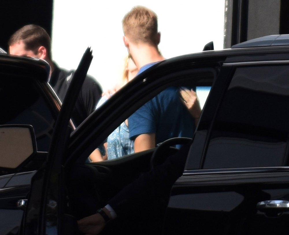 Taylor Swift and Calvin Harris arrive back in Los Angeles via private jet, after a romantic getaway in the Caribbean. The pair were seen embracing before heading their separate ways.