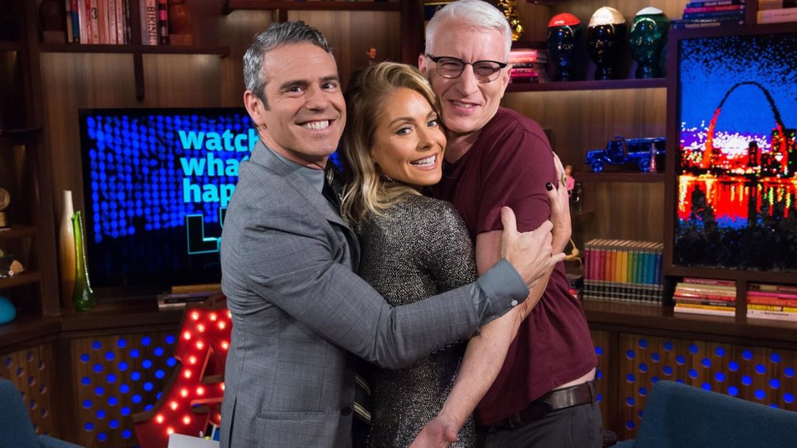 Kelly Ripa Calls Anderson Cooper the 'Live' Host 'That Got Away'