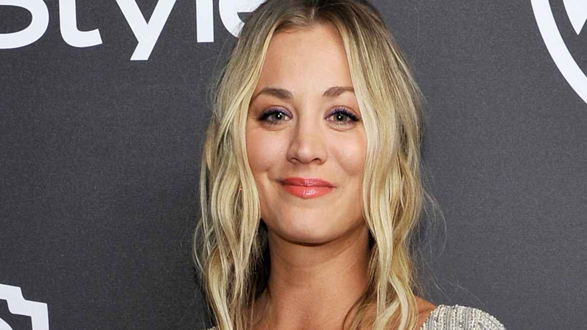 Kaley Cuoco Jokes About Her 'Globes' in Cleavage-Baring Dress | Us Weekly Kaley Cuoco Jokes About Her 'Globes' in Cleavage-Baring Dress | Us Weekly