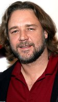 1251216582_russell_crowe_290x402