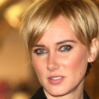 1251313118kimberly_stewart_290x206