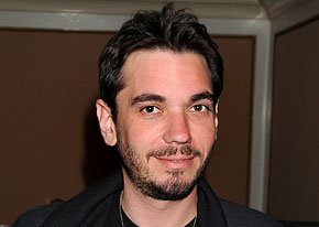 1254236448_dj am m